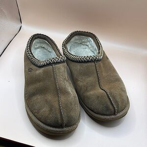 UGG Tasman